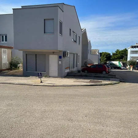 Apartman L&r Luxury Apartment- Free Parking