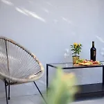L&r Luxury Apartment- Free Parking *