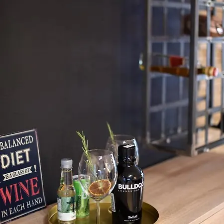 Apartment L&r Luxury Apartment- Free Parking